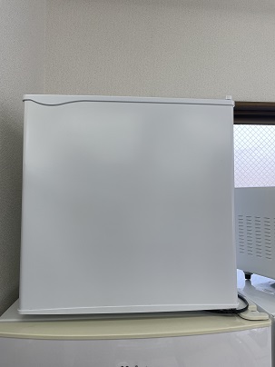 ユーイング U-ING 1BOX ノンフロン電気冷蔵庫 UR-DR05J 45L 2018年製