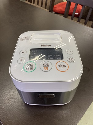 ハイアール HAIER 3合炊きマイコン炊飯器2017年製 JJ-M31A W
